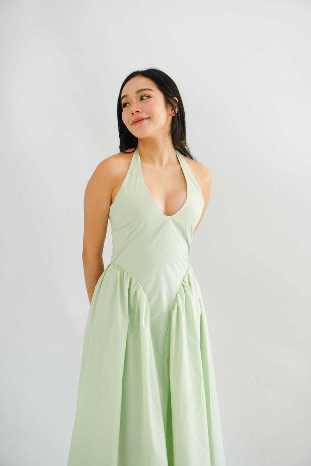 Melbourne Self Tied Halter Neck V Neck Maxi Dress in Green