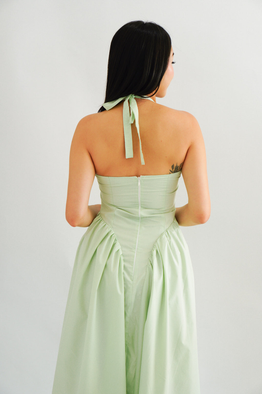 Melbourne Self Tied Halter Neck V Neck Maxi Dress in Green
