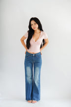 Lucy V Neck Short Sleeve Top in Pink