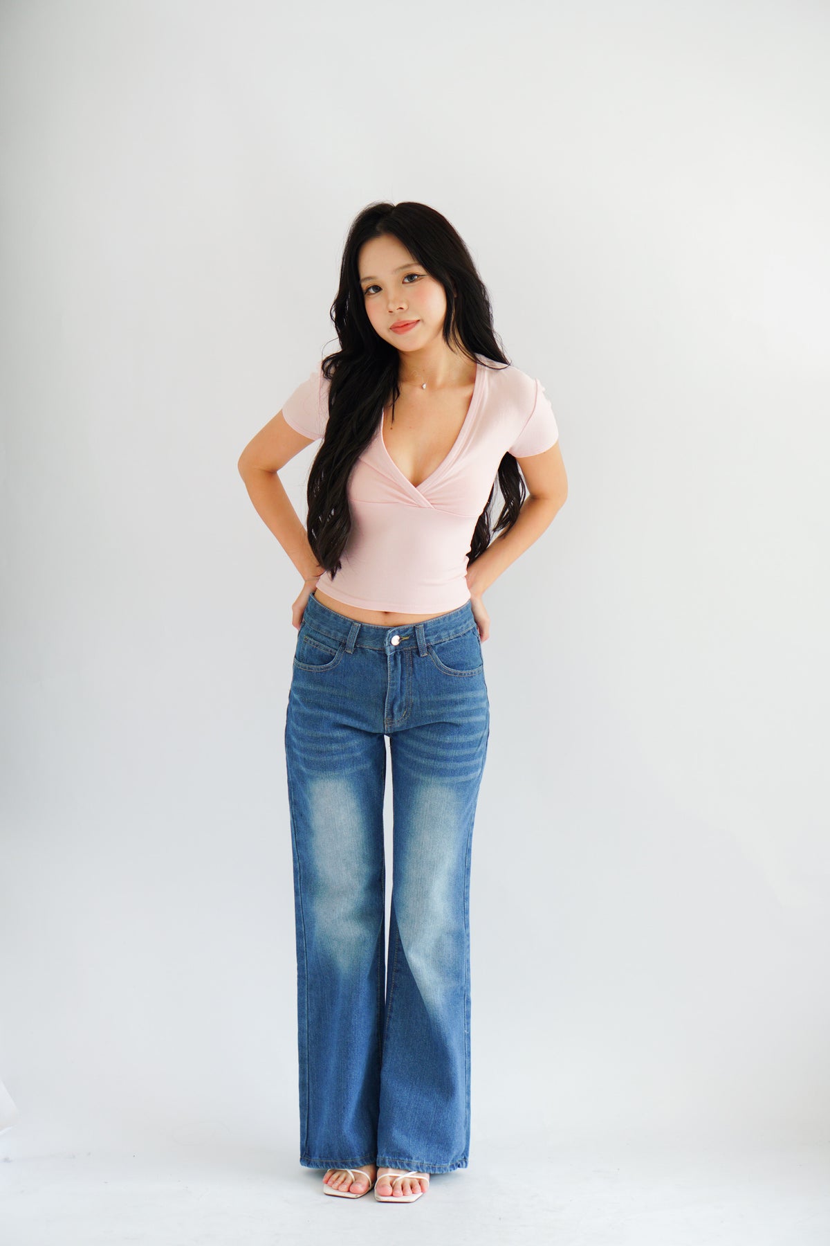 Lucy V Neck Short Sleeve Top in Pink