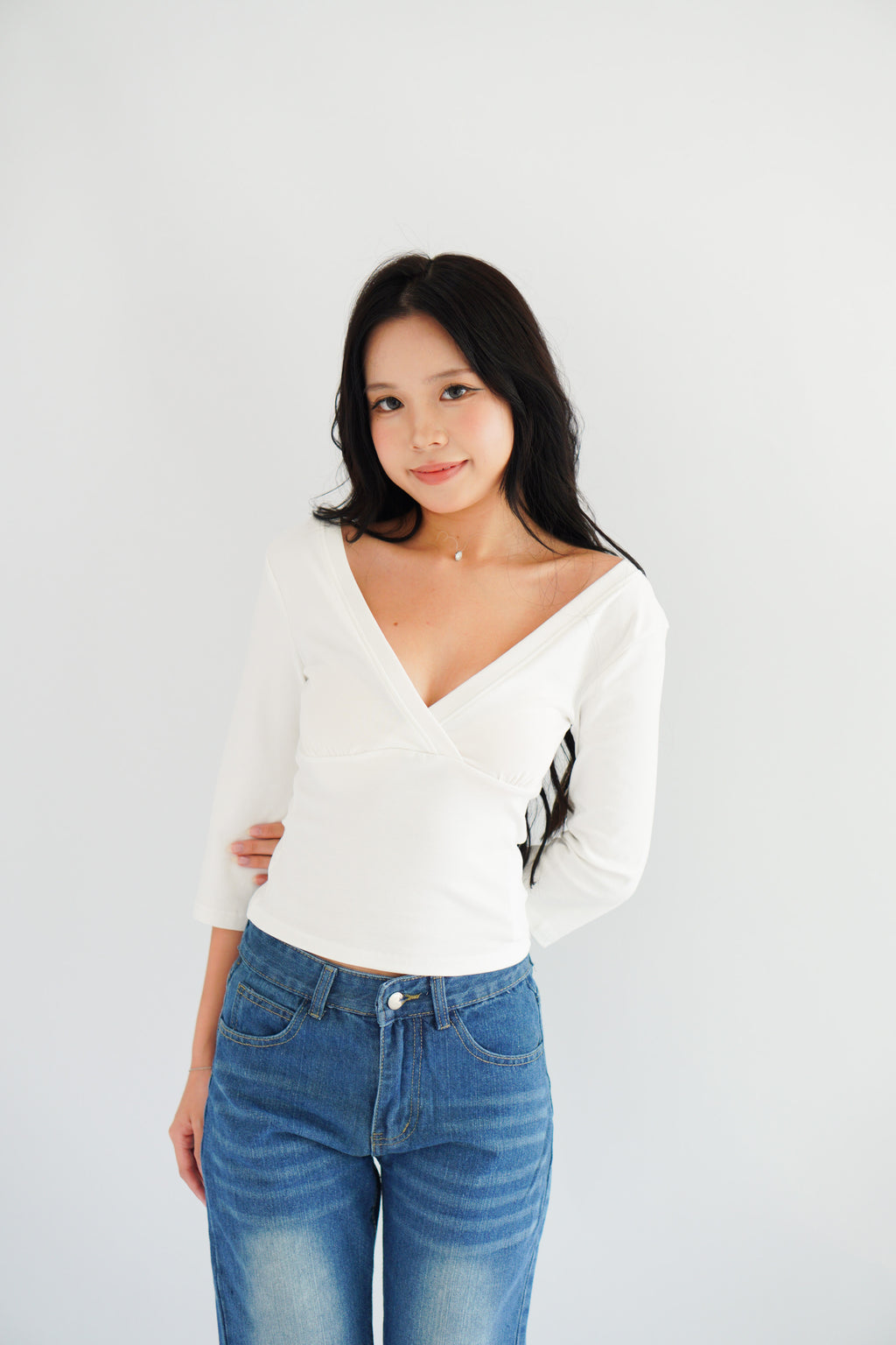 Miss Nara Mid Long Sleeve Top in White