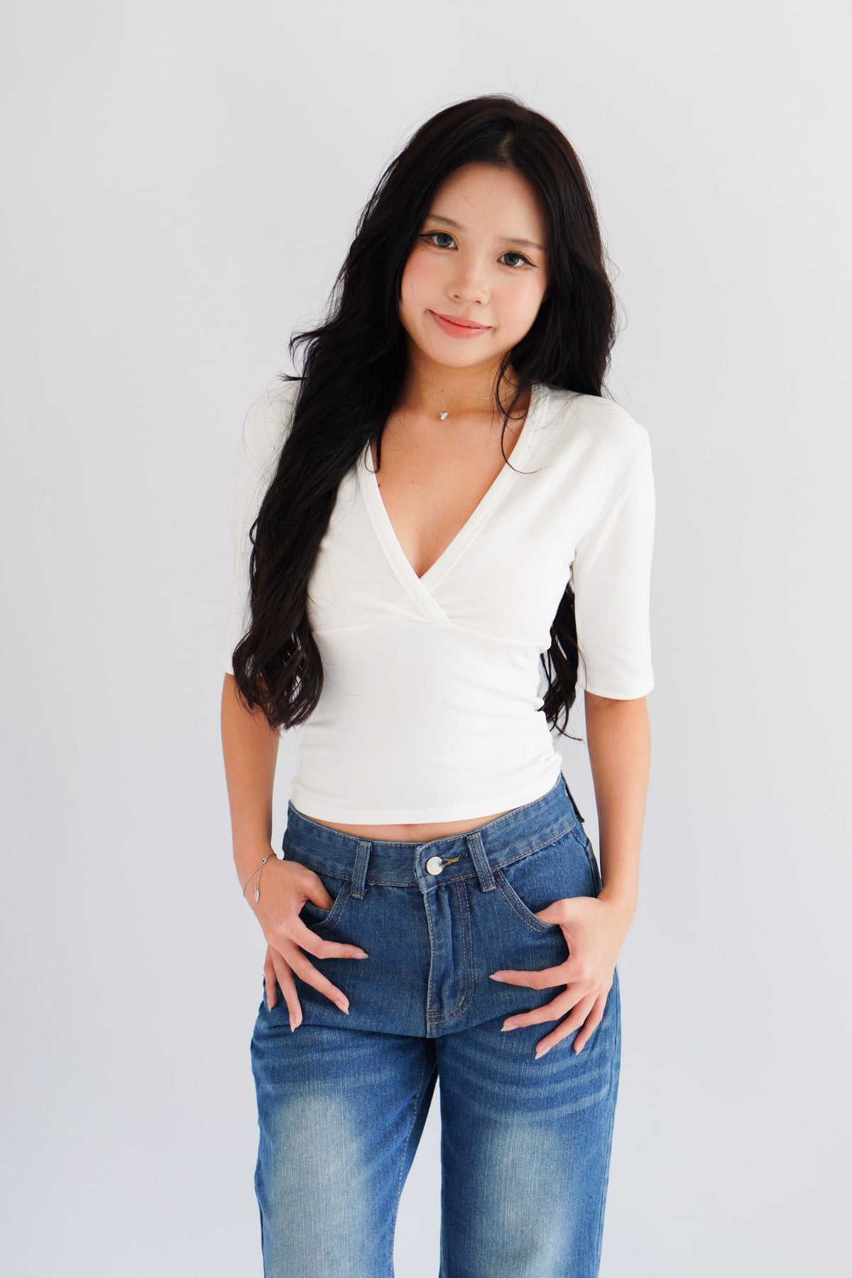 Jeanna V Neck Mid Sleeve Top in White