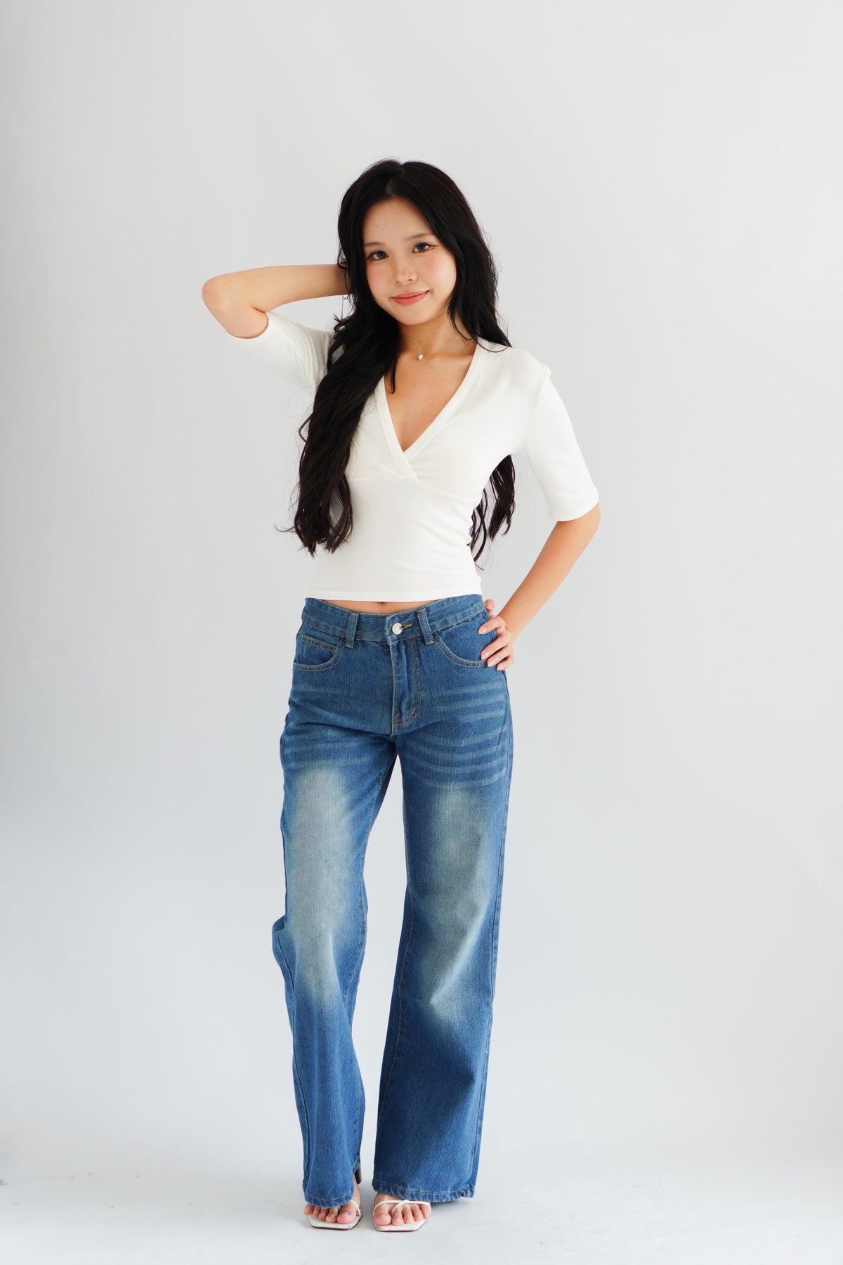 Jeanna V Neck Mid Sleeve Top in White