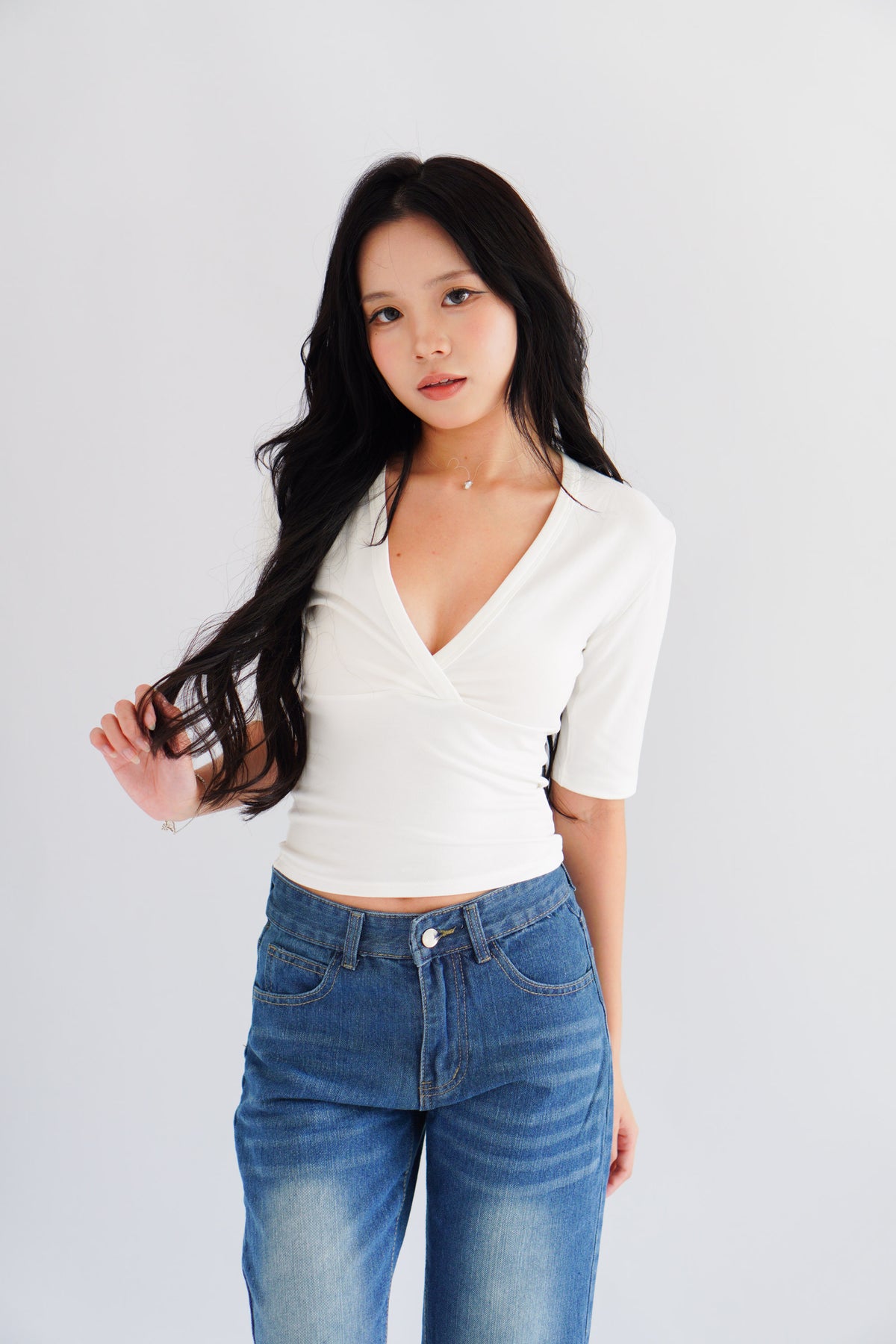 Jeanna V Neck Mid Sleeve Top in White