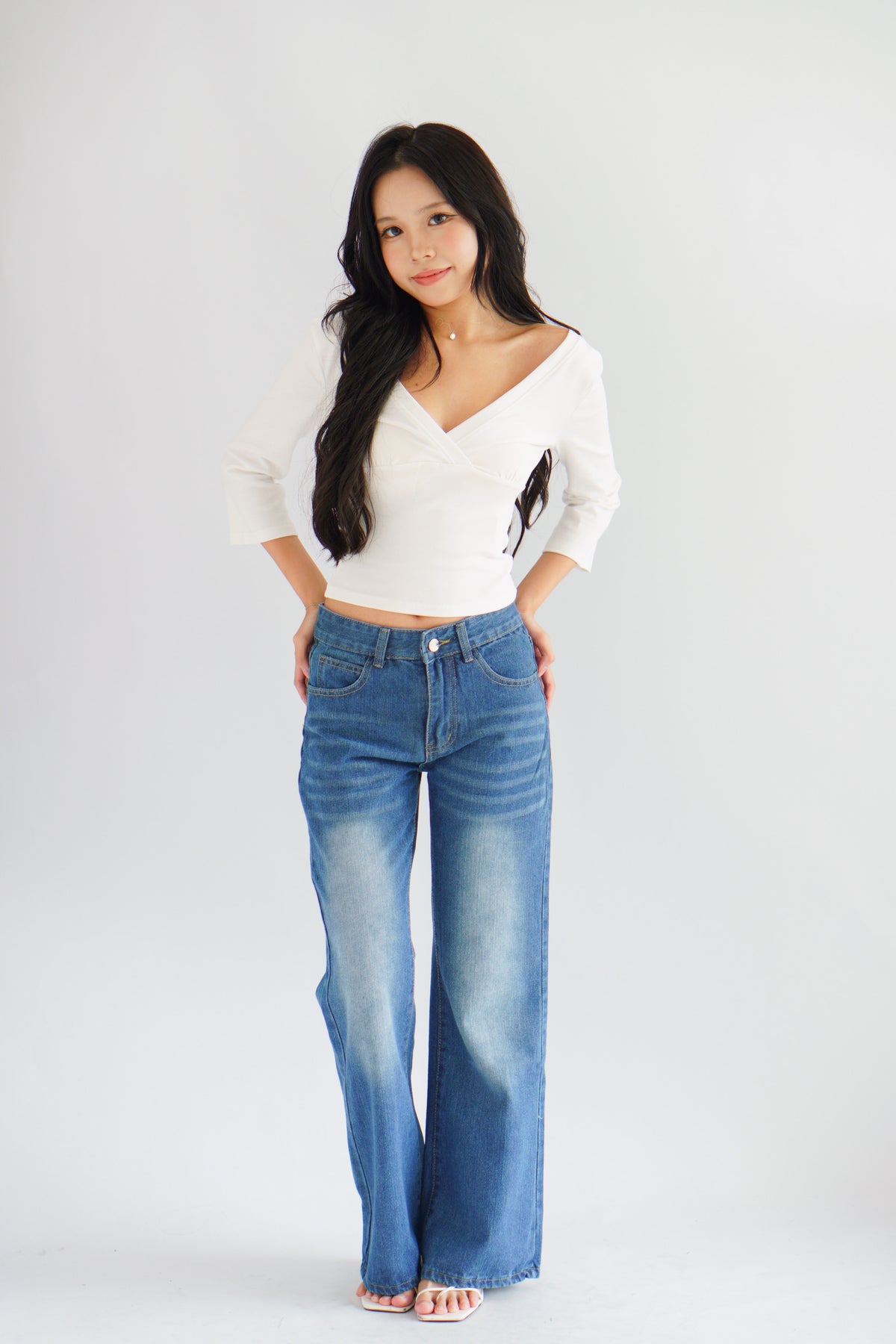Miss Nara Mid Long Sleeve Top in White