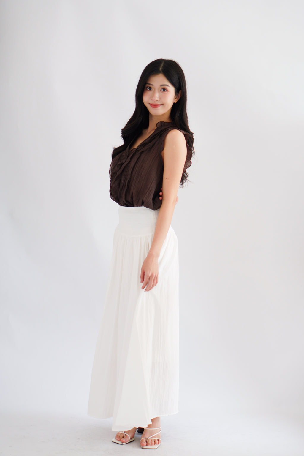 Aline Ruffle V Neck Top in Brown