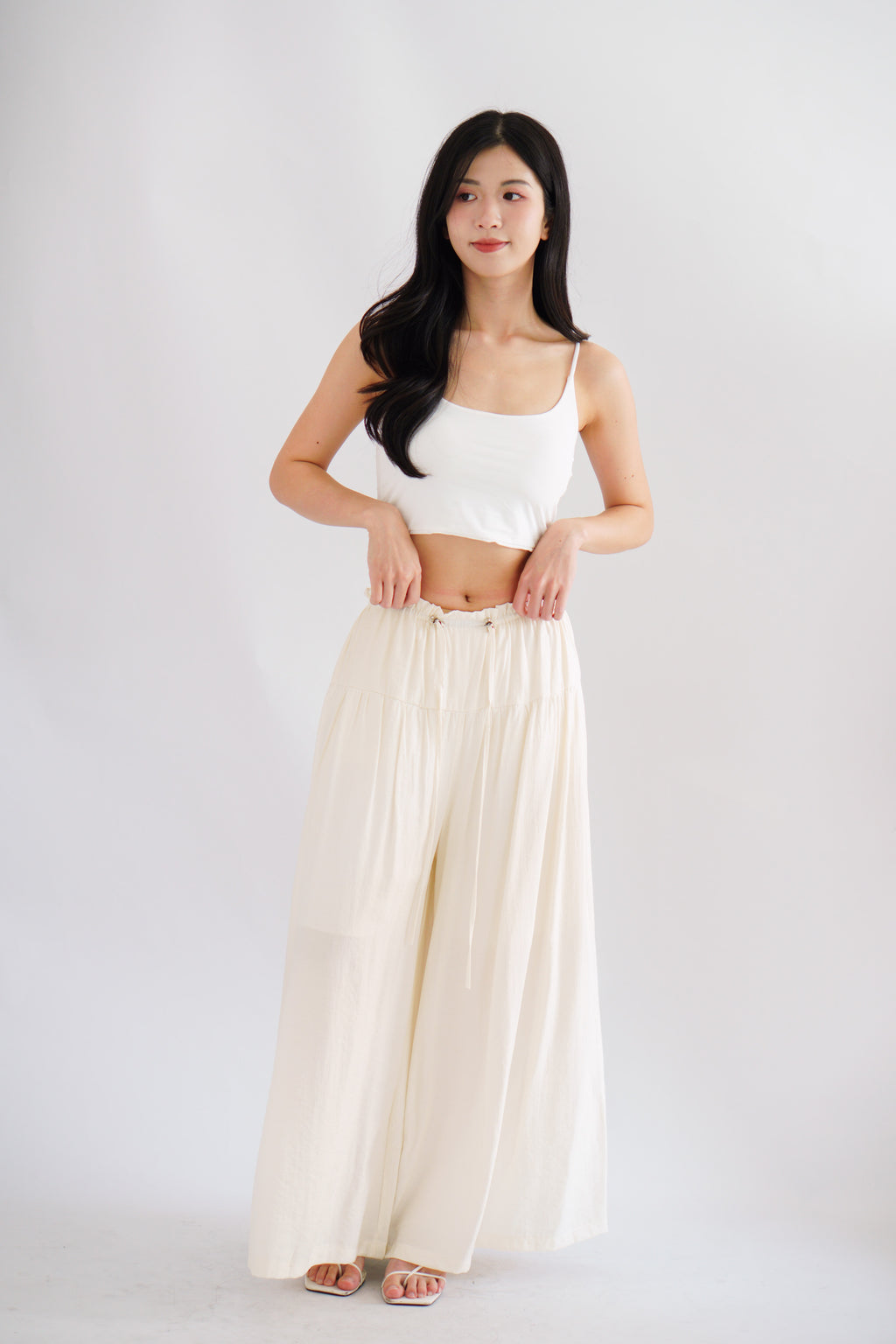 Soira Drawstring Wide Legged Pants in Cream