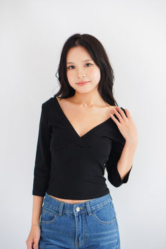 Miss Nara Mid Long Sleeve Top in Black