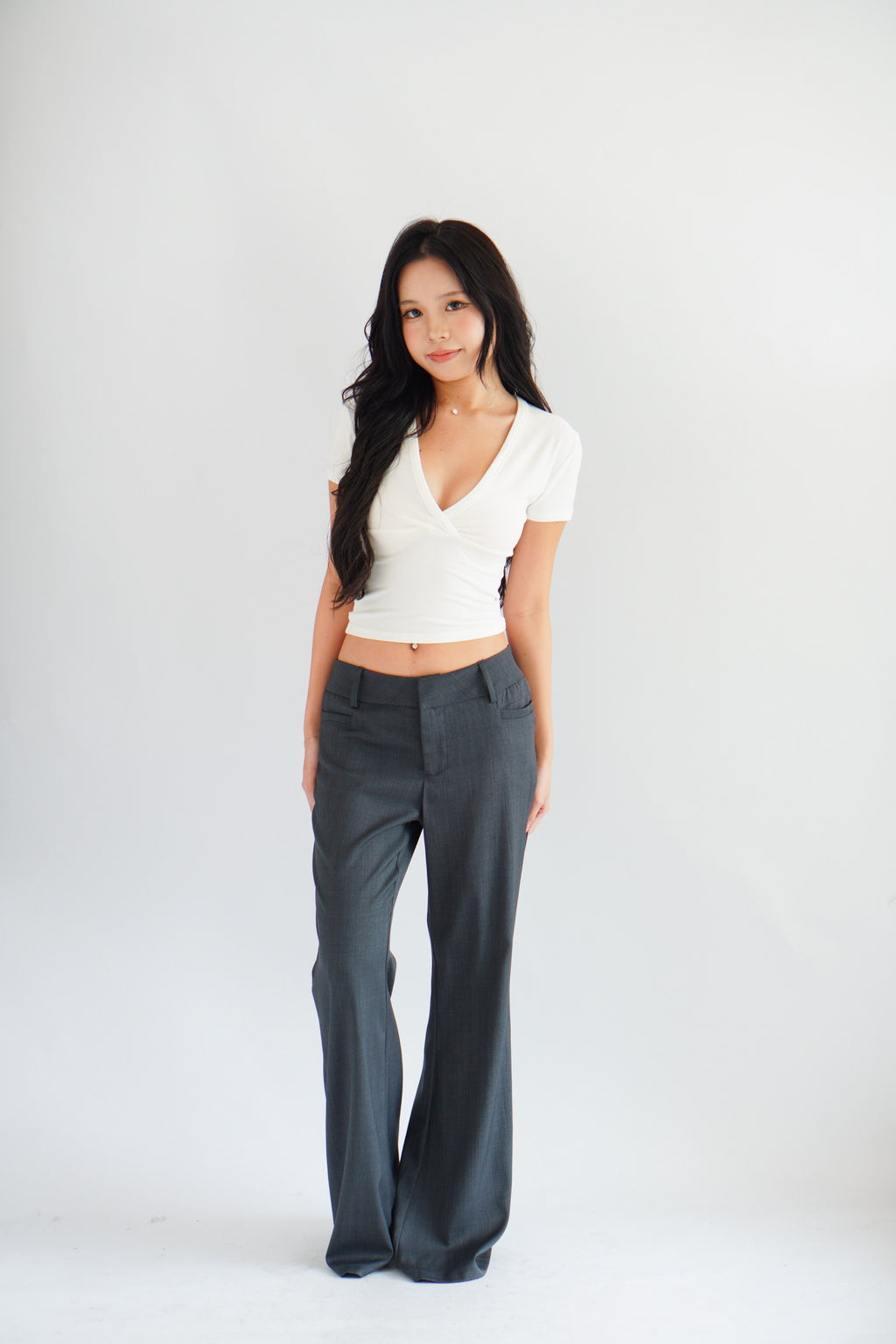 Viona Bell Bottom Low Rise Pants in Grey