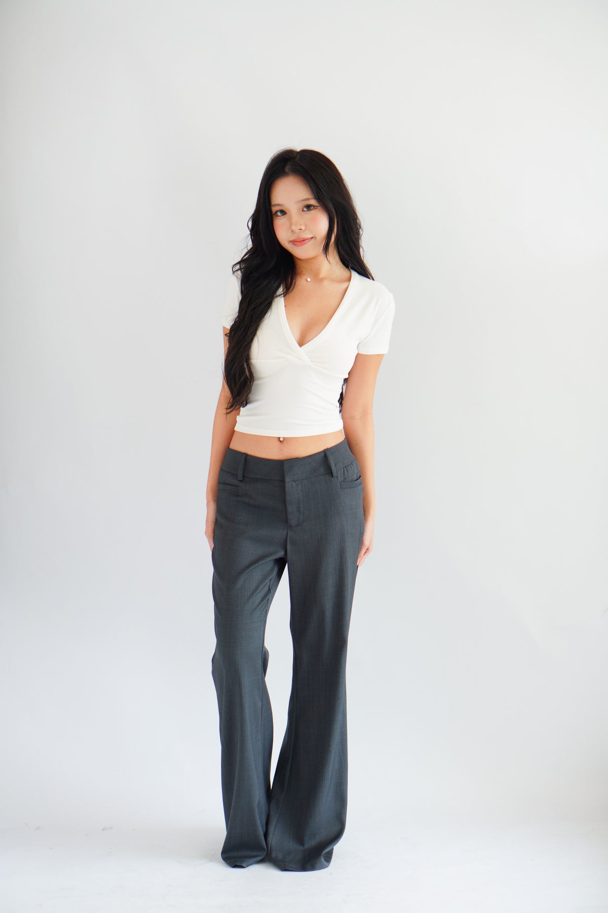 Viona Bell Bottom Low Rise Pants in Grey