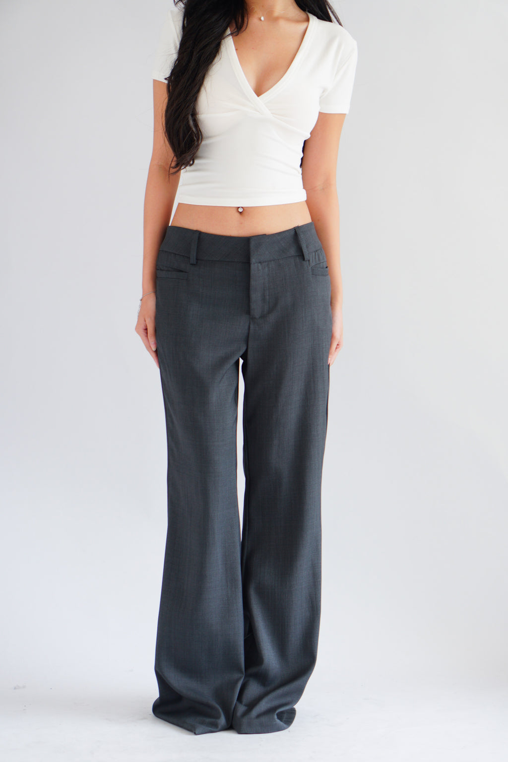 Viona Bell Bottom Low Rise Pants in Grey