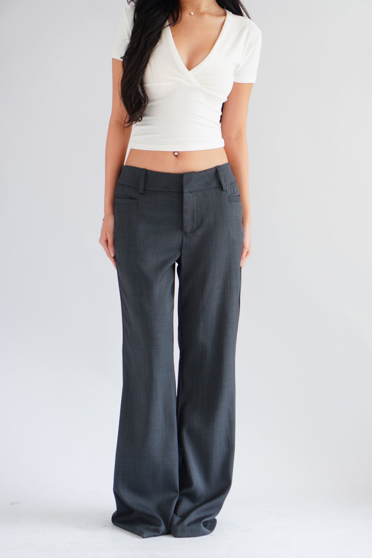 Viona Bell Bottom Low Rise Pants in Grey