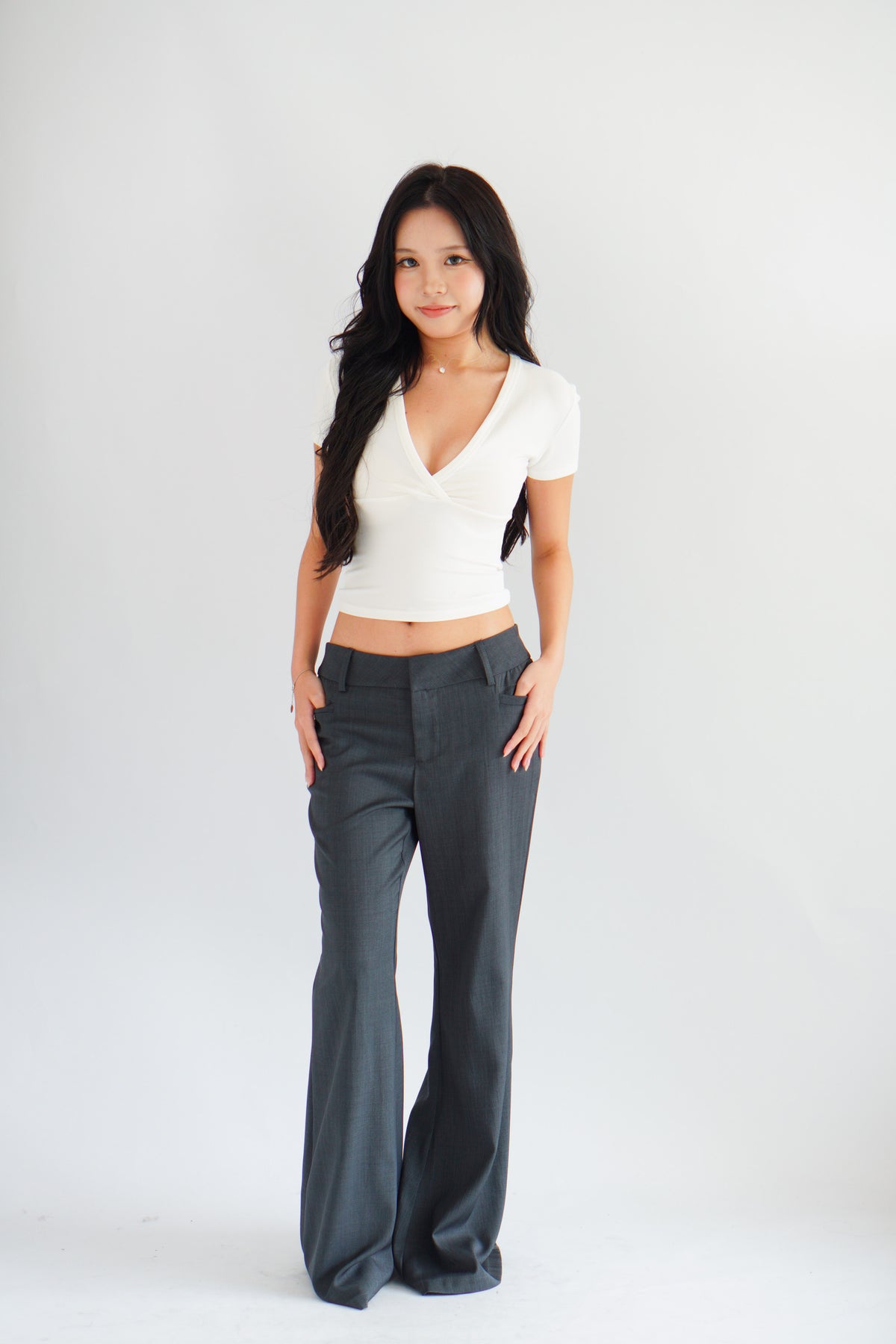 Viona Bell Bottom Low Rise Pants in Grey