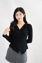 Paulette V Neck Long Sleeve Top in Black