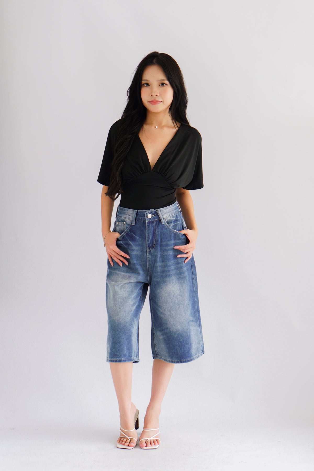 Dienne V Neck Ruched Waist Top in Black