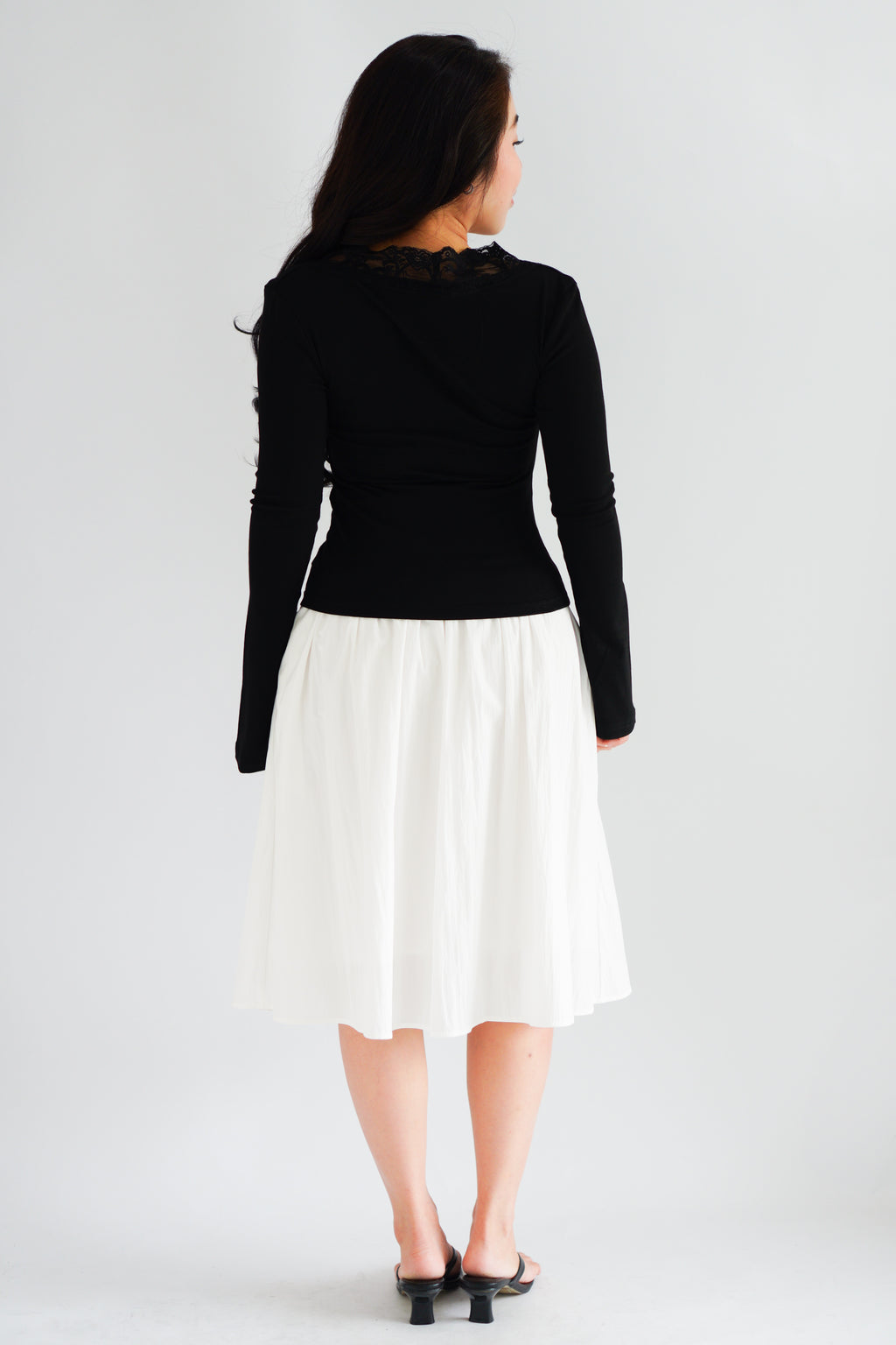 Carrie Lace V Neck Long Sleeve Top in Black