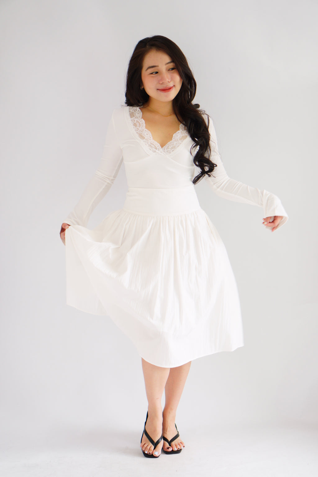 Carrie Lace V Neck Long Sleeve Top in White