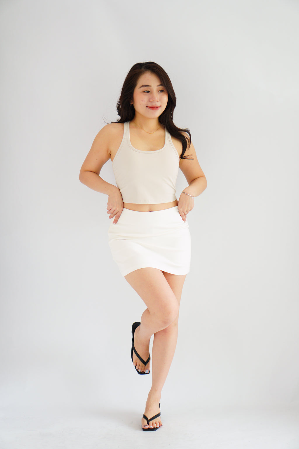 Kayla Padded Scoop Neck Crop Top in Cream