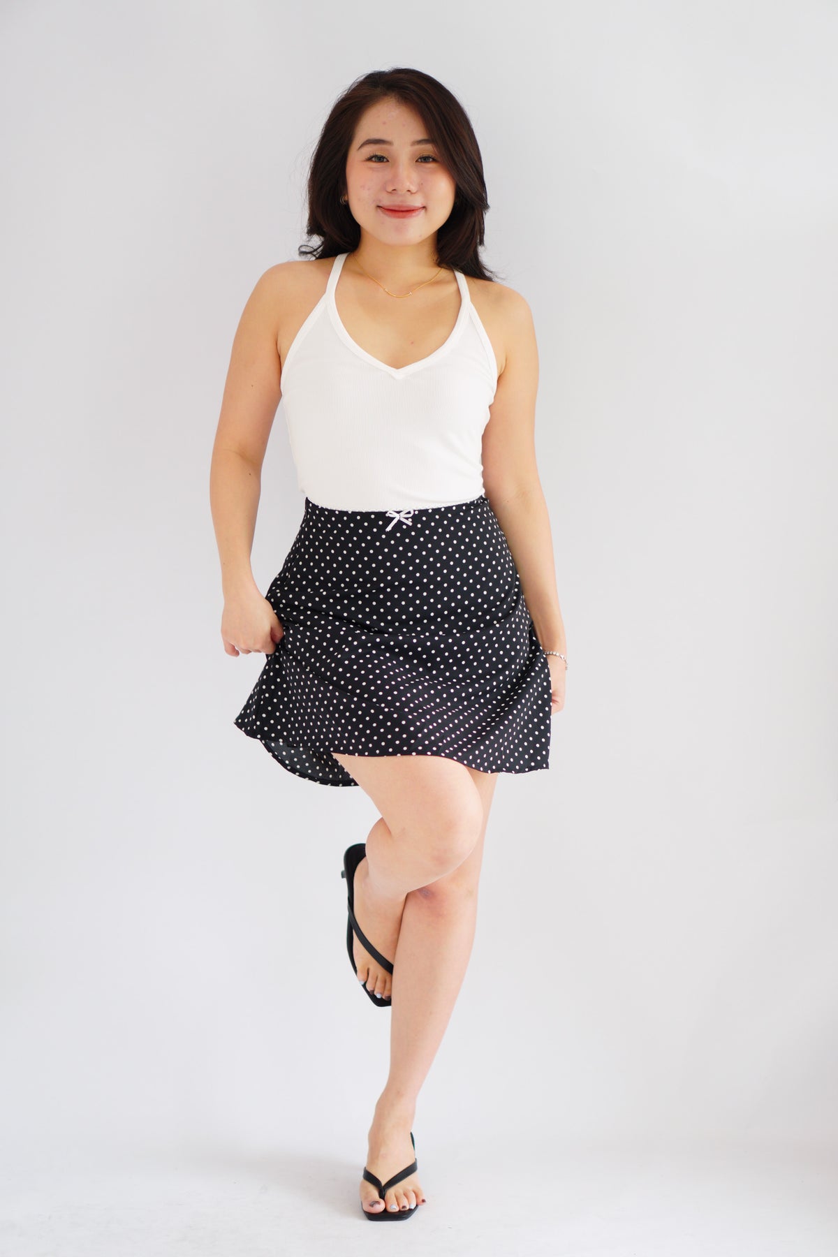 Esme Basic V Neck Camisole Top in White