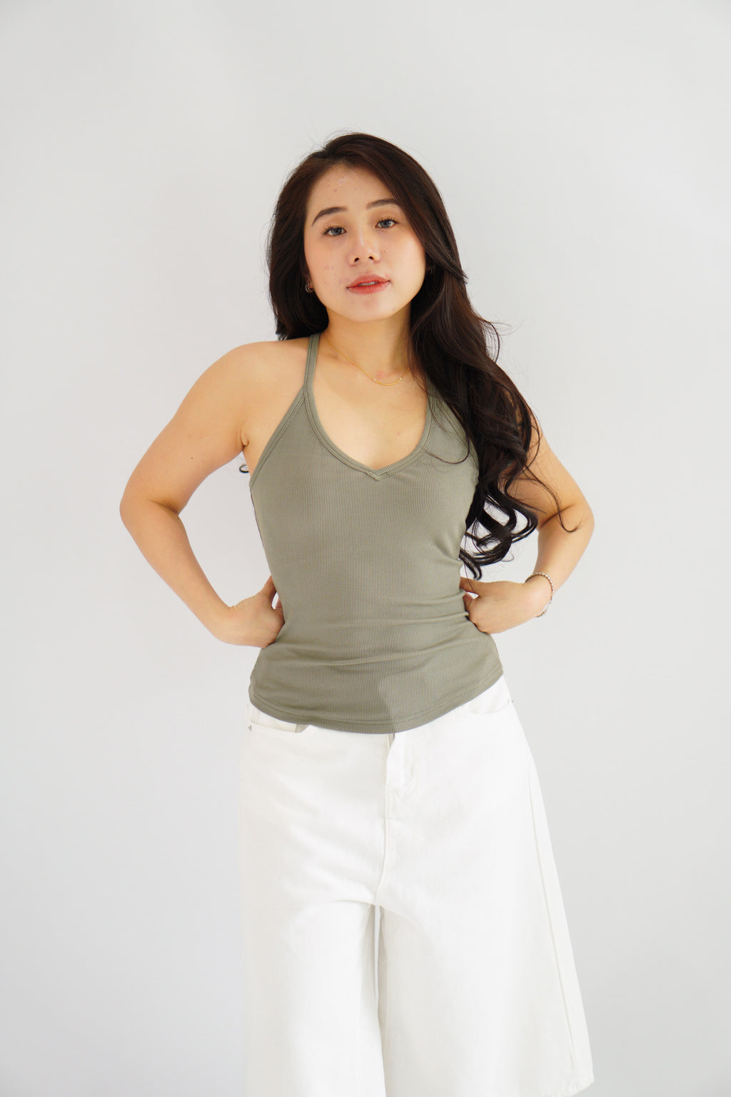 Esme Basic V Neck Camisole Top in Green