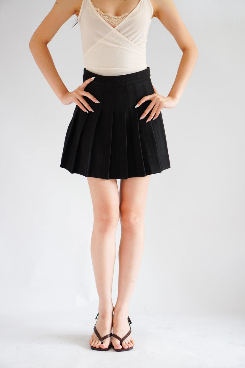 Ariane Pleated Mini Skirt in Black
