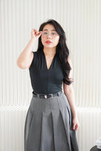 Noa V Neck Top in Black
